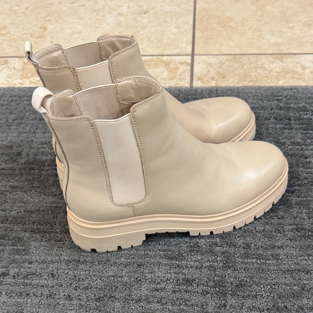 Marc Fisher LTD Beige Leather Chelsea Boots Round Toe Lug Sole